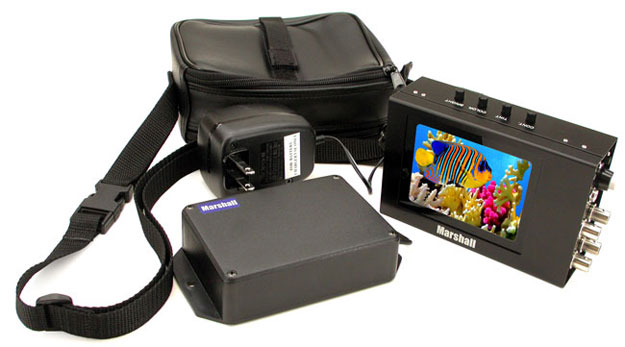 4 inch Color LCD Monitor with Battery Pack and Carrying Case